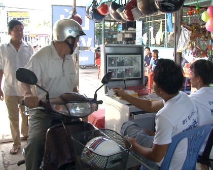 An toàn và hiệu quả với hệ thống giữ xe bằng thẻ điện từ