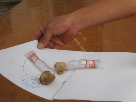 Ám ảnh cẩu tặc bả chó bằng kẹo mút kịch độc