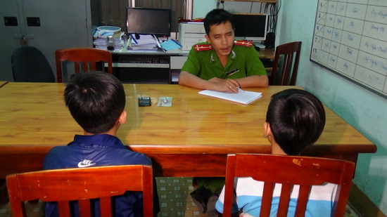 Nhanh chóng làm rõ 2 tên trộm xèng