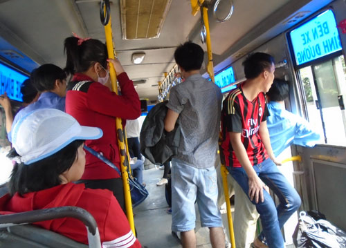 Đạo chích trên xe buýt