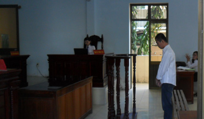 Cố ý gây thương tích, bị phạt 4 năm tù