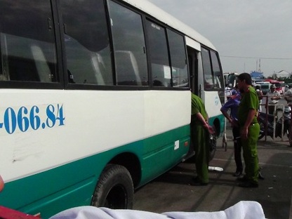 TP HCM Tài xế chết gục trong xe khách