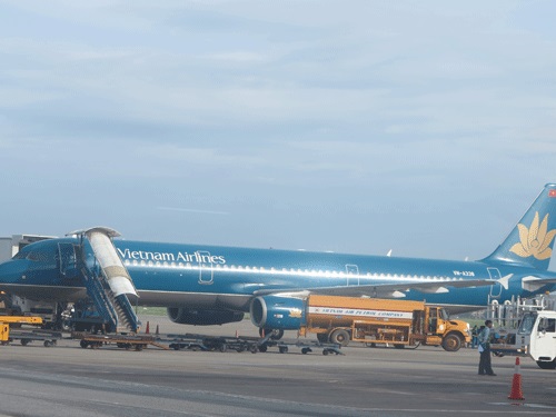 Một chuyến bay của Vietnam Airlines bị máy bay quân sự huấn luyện bay cắt qua khi chuẩn bị cất cánh - Ảnh minh họa: Mai Hà