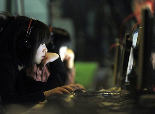  Trung Quốc kiên quyết kiểm soát internet - Ảnh: AFP