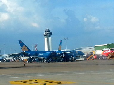 Bộ trưởng Thăng Làm rõ vụ máy bay Vietnam Airlines suýt đụng máy bay quân sự