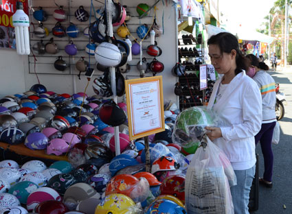 Hội chợ công nghiệp - thương mại lần 2 năm 2014 Sản phẩm mới, phong phú, giá phải chăng