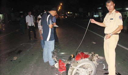 Mô tô tông nhau làm 1 người chết, 1 người bị thương nặng
