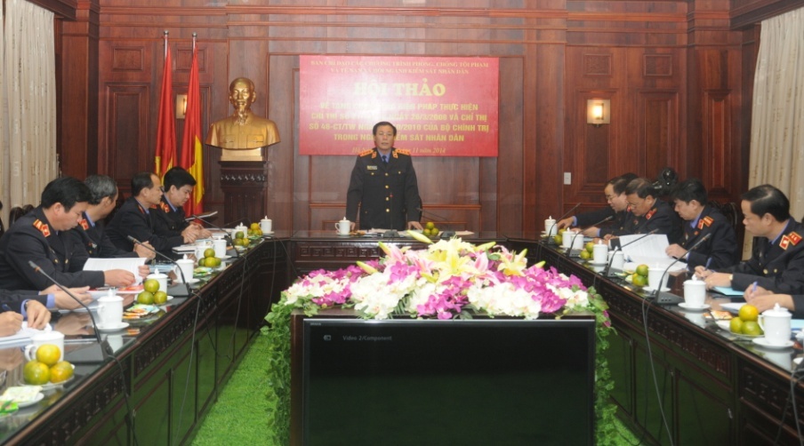 Đồng chí Nguyễn Hải Phong, Phó Viện trưởng VKSNDTC, Trưởng ban chỉ đạo xây dựng Đề án chủ trì cuộc họp.