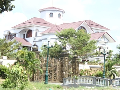 Kiểm tra tài sản con trai ông Trần Văn Truyền