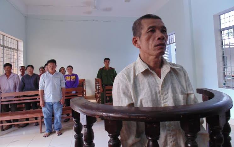 Phạt tù đối tượng lừa đảo chiếm đoạt tài sản