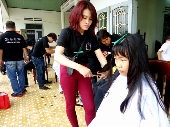 Mang niềm vui đến cho trẻ em vùng cao