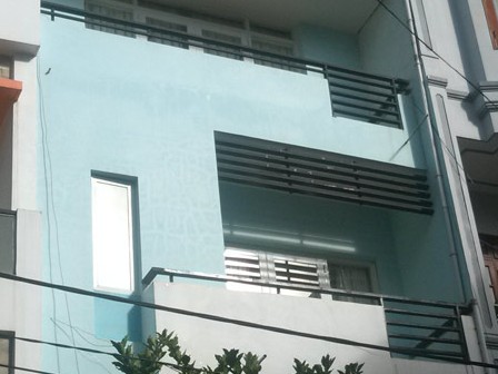 Hai nữ sinh trường chuyên chết trong tư thế treo cổ