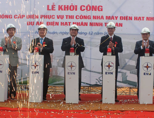 Khởi công hệ thống điện phục vụ thi công nhà máy điện hạt nhân