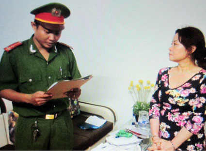 Làm giả sổ đỏ để lừa đảo, chiếm đoạt 1,5 tỷ đồng