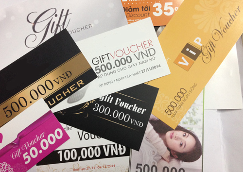 Ngượng mặt voucher VIP Hàng sang chơi đểu khách giàu