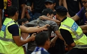 5 CĐV Malaysia gây bạo loạn có thể phải ngồi tù tới 2 năm