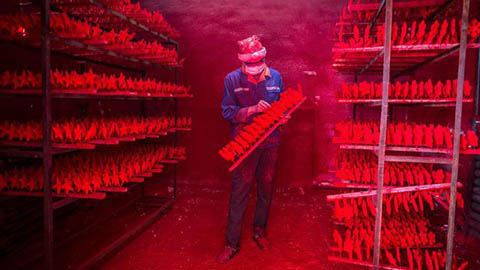 Nơi sản xuất lễ Giáng sinh cho cả thế giới