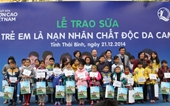 Vinamilk và quỹ sữa Vươn cao Việt Nam cùng chung tay xoa dịu nỗi đau da cam cho trẻ em Thái Bình