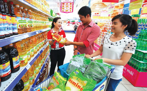 Co opmart phản ứng nhanh với giá xăng giảm