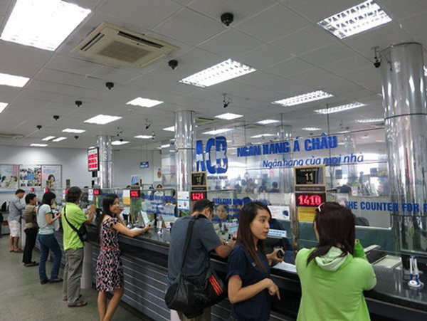 Mất tiền nghe nhạc chờ từ tổng đài Ngân hàng, khách hàng vẫn chờ dài cả cổ