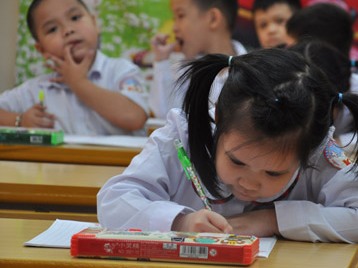 Bộ Giáo dục chỉ đạo linh hoạt ghi giấy khen trò tiểu học