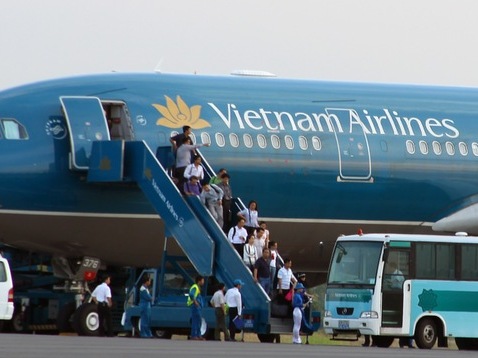Hơn 100 phi công, nhân viên VNA bỗng dưng xin nghỉ ốm