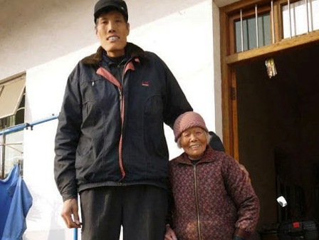 Khó kiếm vợ vì quá cao