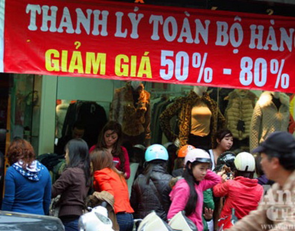 Độc chiêu mua hàng giảm giá cuối năm