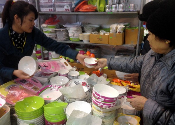 Dân Việt ăn Tết made in ThaiLan  Đủ nước chấm, hương thơm