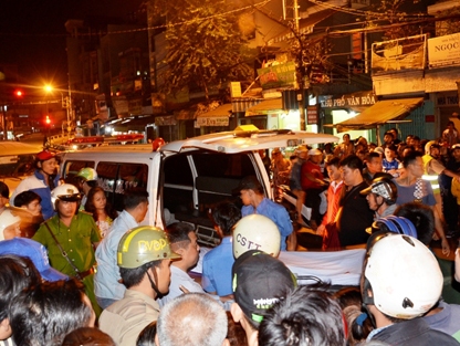 Gần 100 cảnh sát truy lùng kẻ sát hại ca sĩ