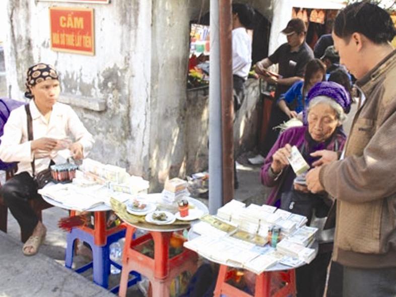 Kinh doanh đổi tiền lẻ bị phạt tới 40 triệu đồng