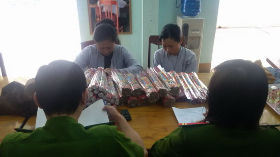 Cảnh giác với thủ đoạn mạo danh nhà chùa để bán nhang