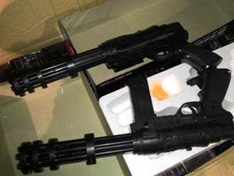 Tuồn hàng nghìn khẩu súng bắn đạn nhựa về Thủ đô