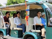 Hà Nội Sẽ khai thác dịch vụ tham quan cầu Nhật Tân bằng xe điện