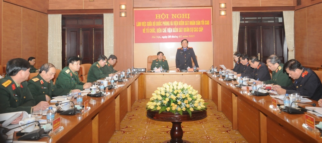  Đồng chí Nguyễn Hòa Bình, Ủy viên Trung ương Đảng, Bí thư Ban cán sự Đảng, Viện trưởng VKSNDTC phát biểu tại buổi làm việc.