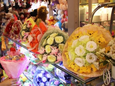 Valentine cận Tết – thị trường trầm lắng