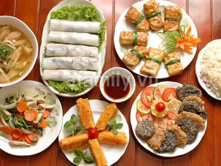 Mốt mở tiệc chay tại gia ngày rằm tháng giêng