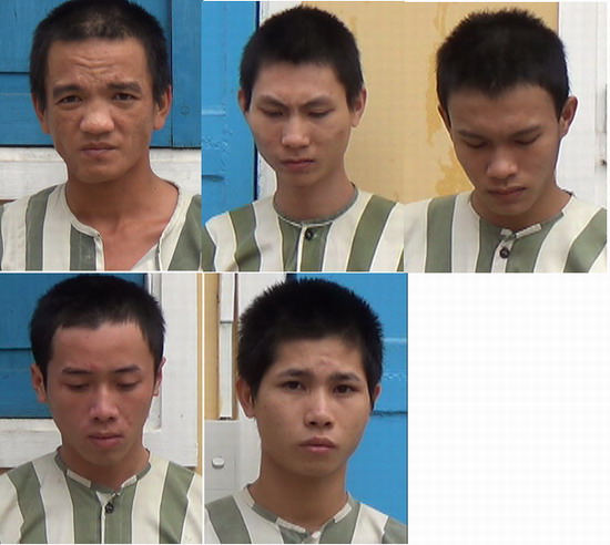 Mâu thuẫn nhỏ, kéo cả nhóm ra tòa