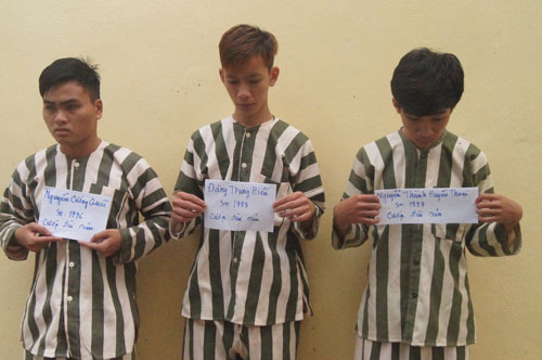 Bắt 3 nghi can cướp tài sản