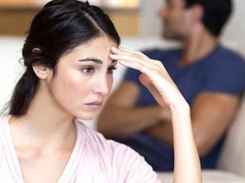 Chán chồng cái gì cũng Để anh hỏi lại mẹ đã