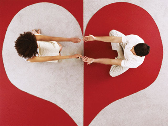 Chồng ăn vụng , vợ chùi mép