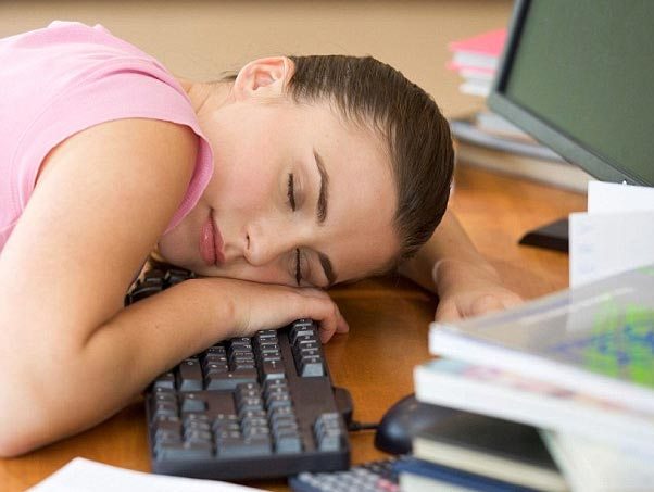 Ngủ trưa 45 phút tăng trí nhớ gấp 5 lần