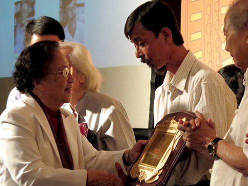 Trao giải văn hóa Phan Châu Trinh lần 8