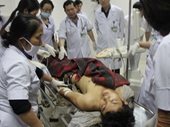 Sập giàn giáo Formosa Đoàn bác sỹ Hà Nội vào Hà Tĩnh ngay trong đêm