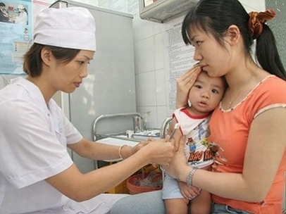 Vắc xin sởi - rubella được đưa vào tiêm chủng miễn phí