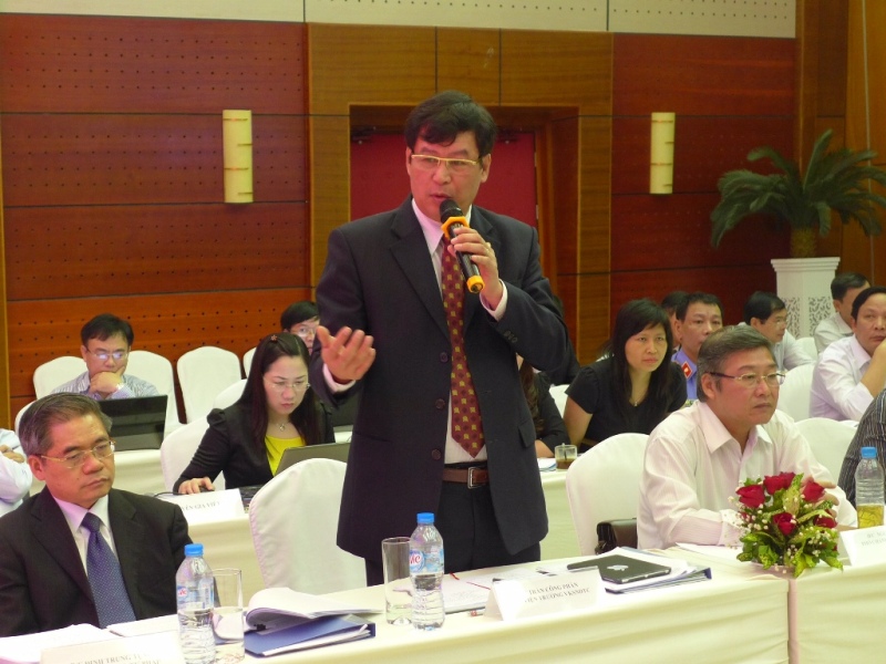  Phó Viện trưởng VKSNDTC Trần Công Phàn đề nghị không bỏ án tử hình đối với tội nhận hối lộ, tham ô, tham nhũng.
