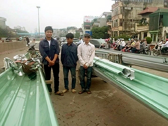 Hà Nội Bắt giữ 3 xe máy siêu trường dài hơn cả… xe buýt