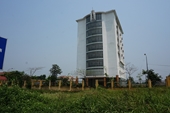 Nam Định  Núp mác tòa nhà công nghệ cao để giữ đất