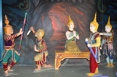 Đến thăm nơi lưu giữ nhiều hiện vật của đồng bào Khmer