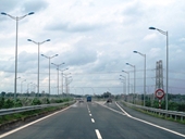 Cao tốc Hà Nội-Hải Phòng Phí cao nhất là 180 000 đồng xe